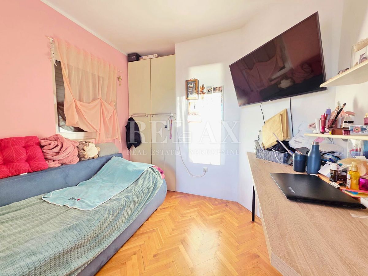 Selce - sončno stanovanje, 3 spalnice/dnevna soba, parkirišče