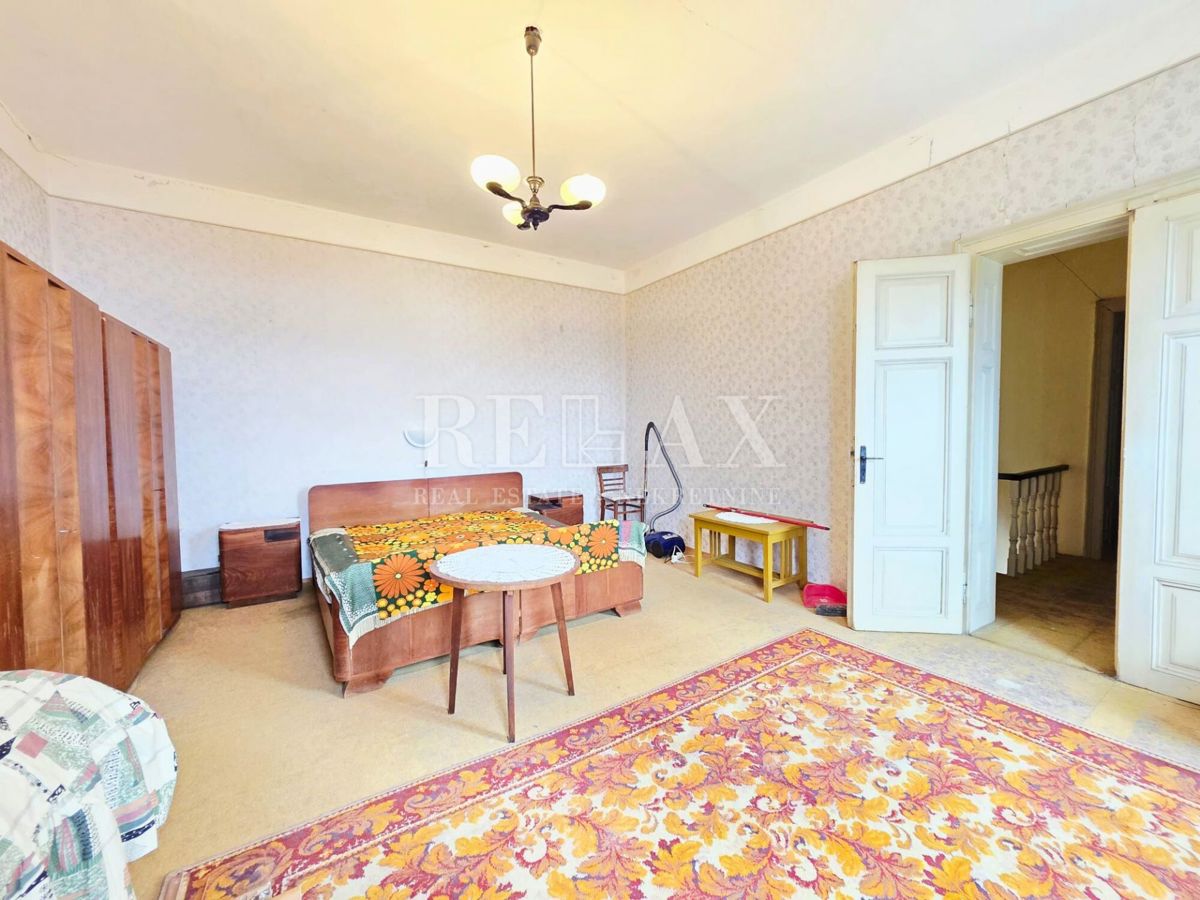 Crikvenica - hiša s panoramskim razgledom, 3782 m2 vrta