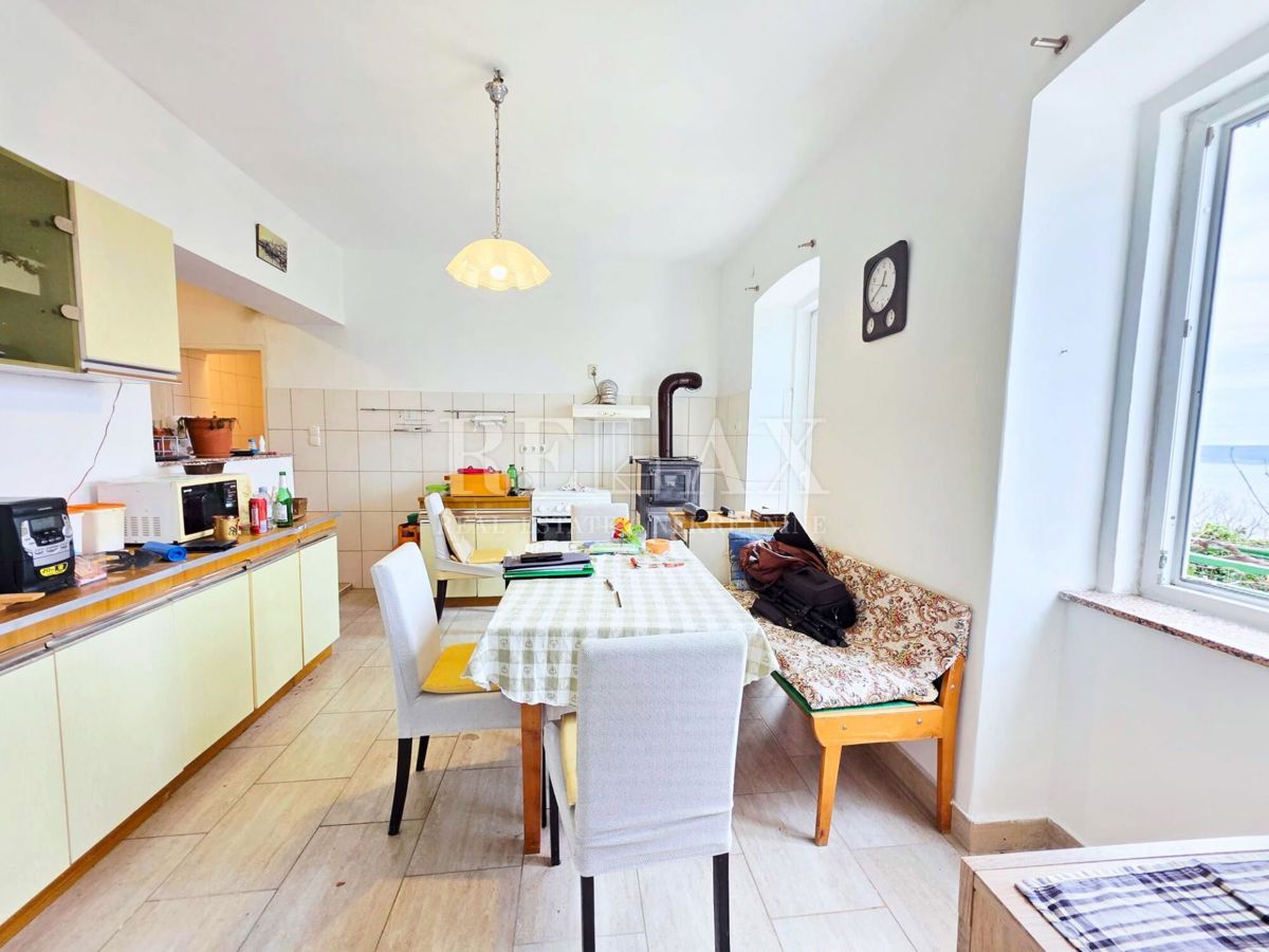 Crikvenica - hiša s panoramskim razgledom, 3782 m2 vrta