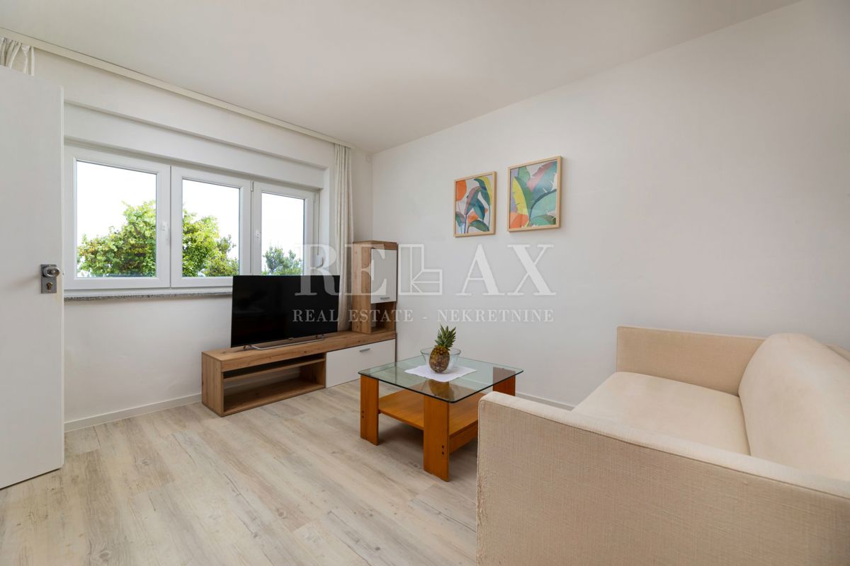 Povile - vila z bazenom, le nekaj korakov od morja