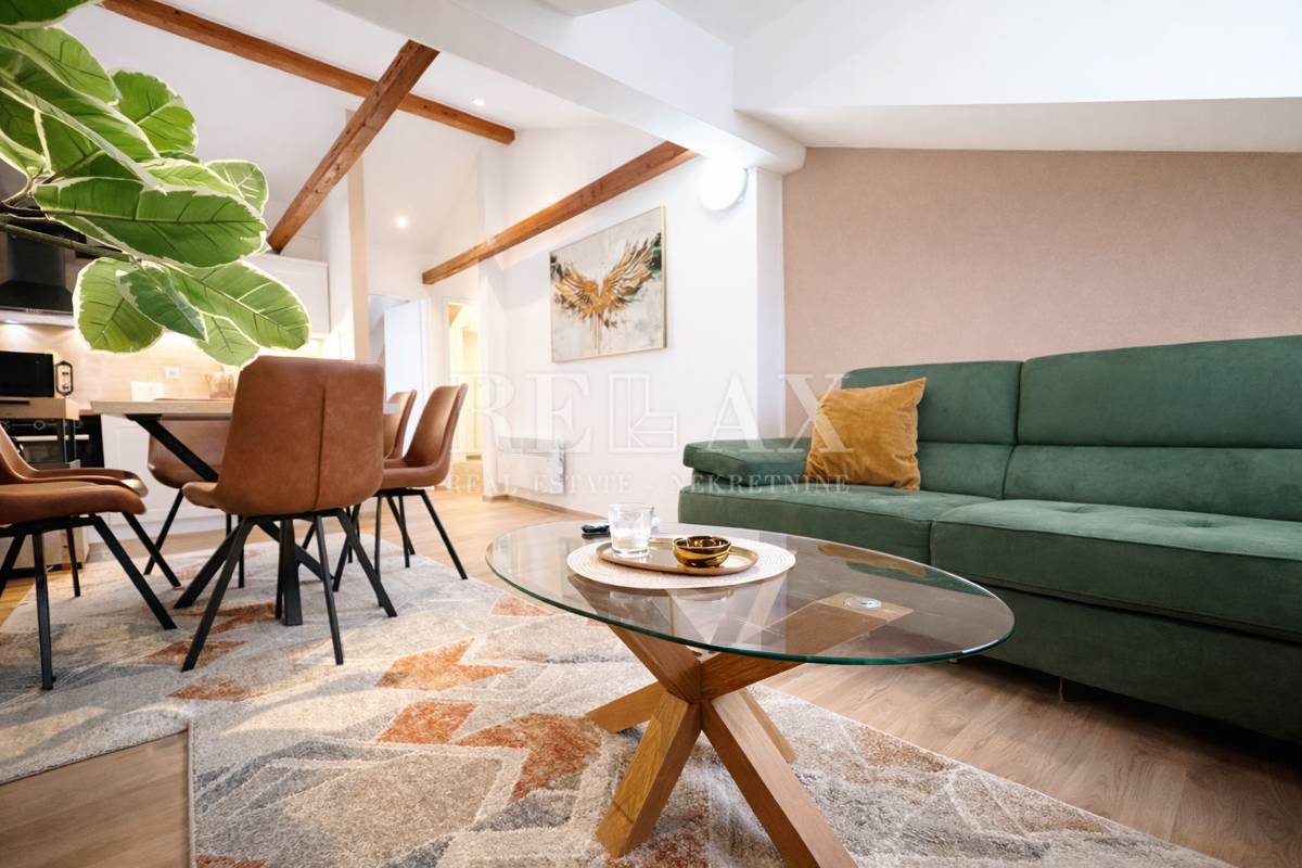 Crikvenica - stanovanje v drugi vrsti do morja, center