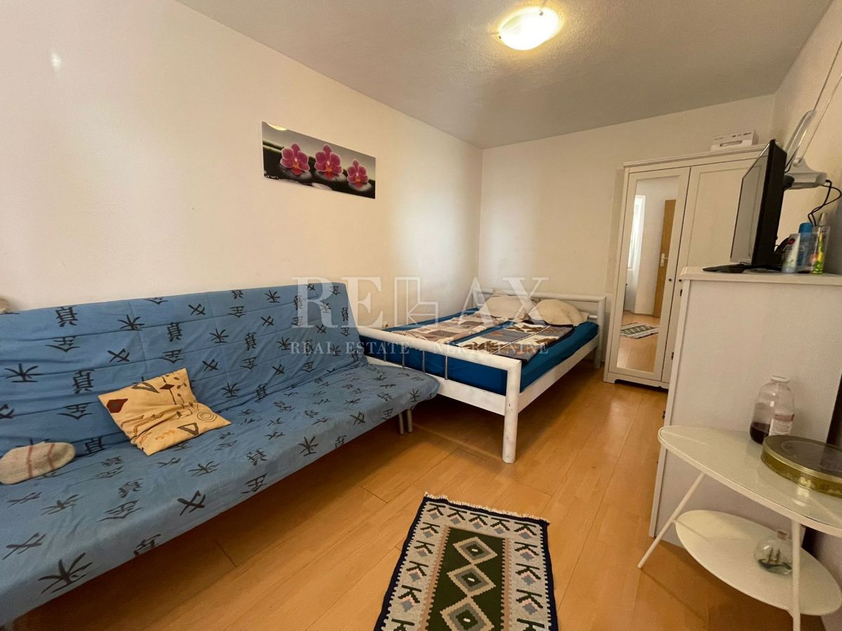 CRIKVENICA, DRAMALJ - Kamnita hiša s pogledom na morje