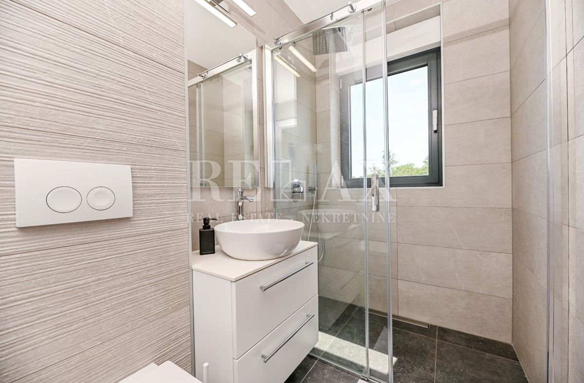 KRK, MALINSKA - Luksuzni penthouse s pogledom na morje