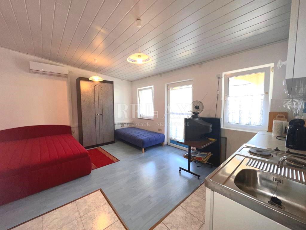 Novi Vinodolski - Hiša z tremi apartmaji