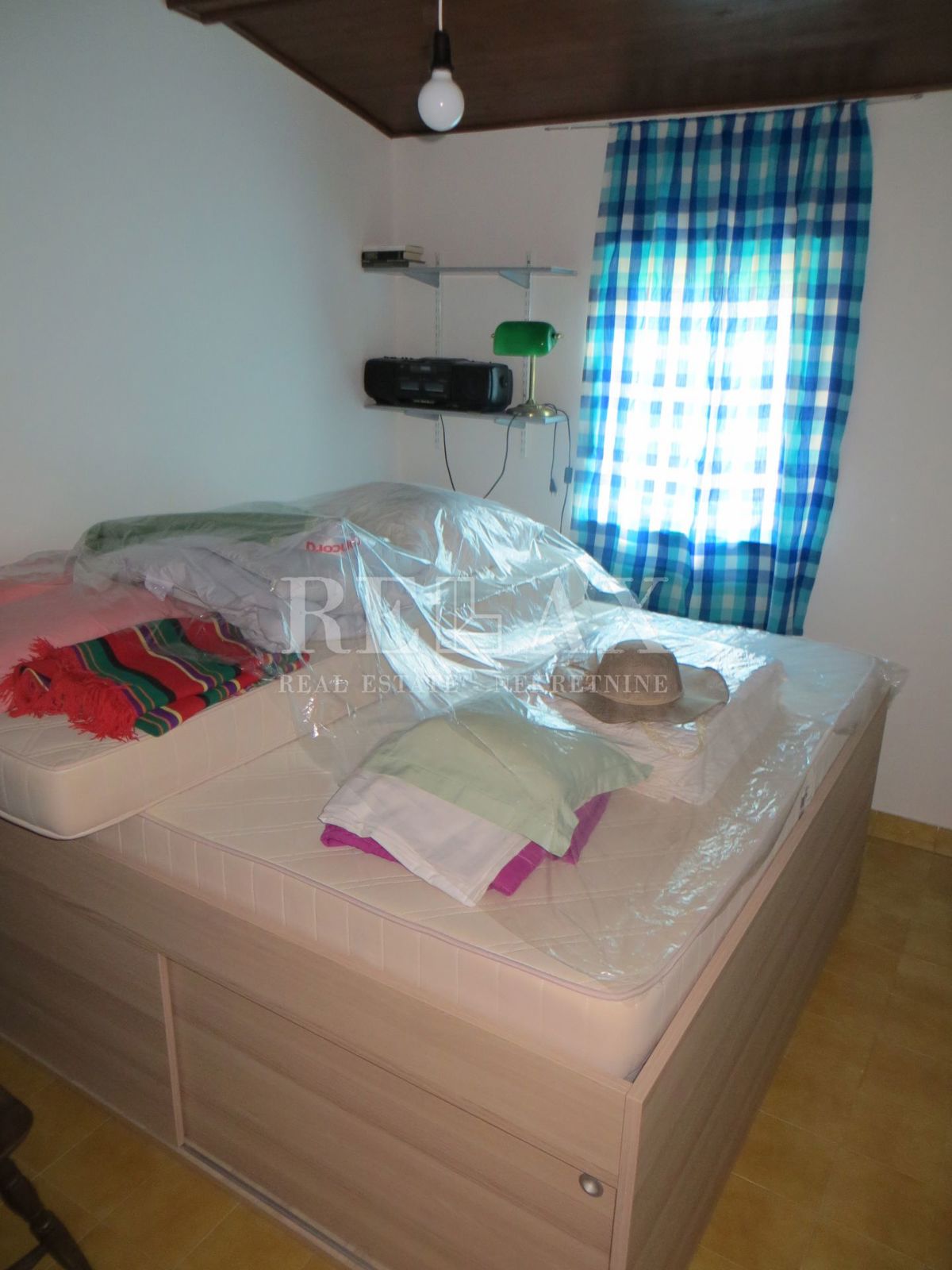 CRIKVENICA, JADRANOVO - Hiša 100m od morja