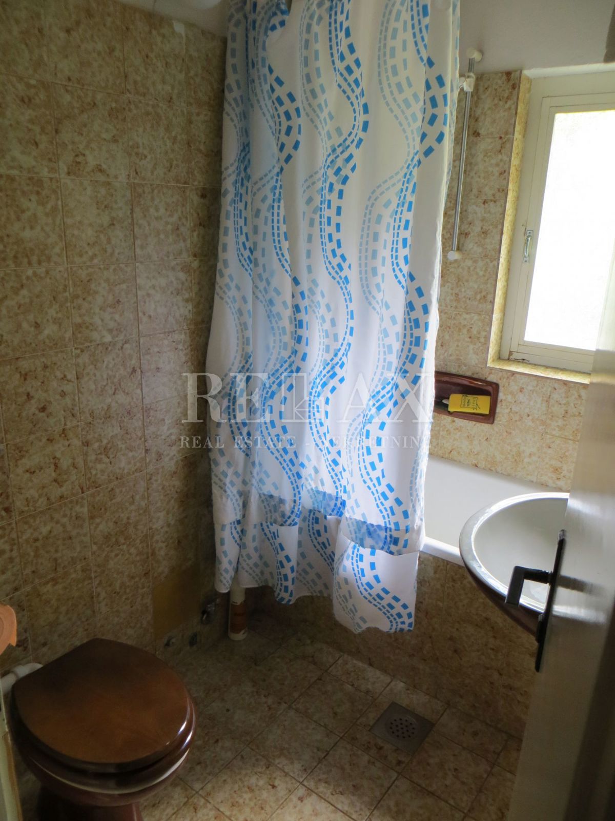 CRIKVENICA, JADRANOVO - Hiša 100m od morja