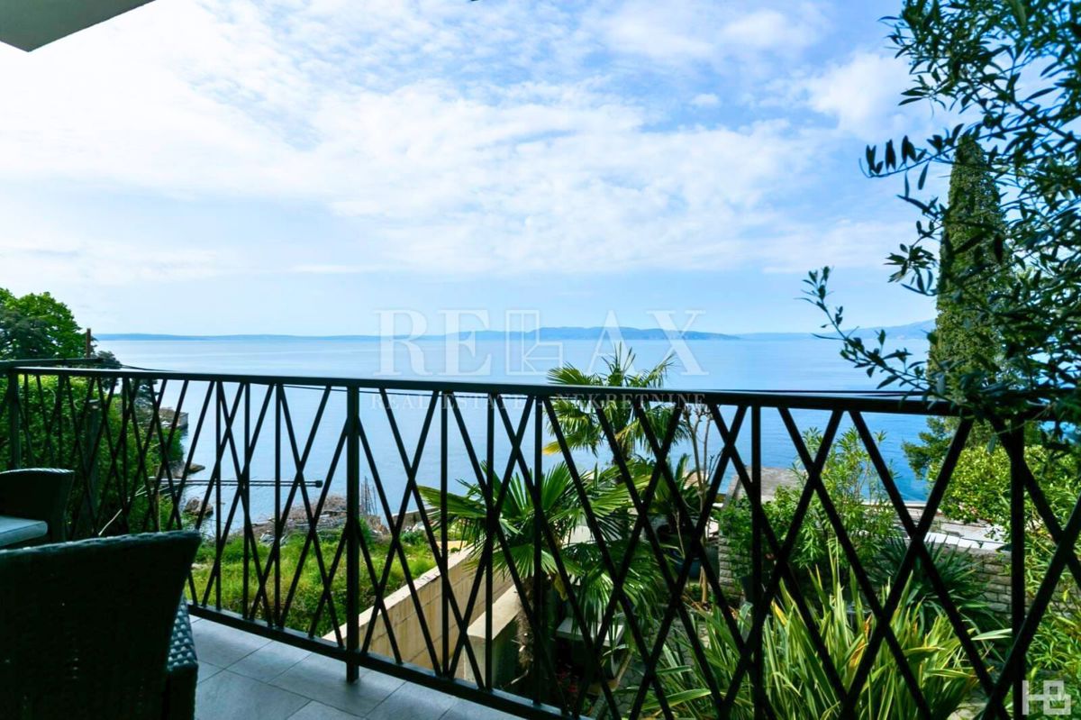 Rijeka, Pećine - apartma prva vrsta do morja