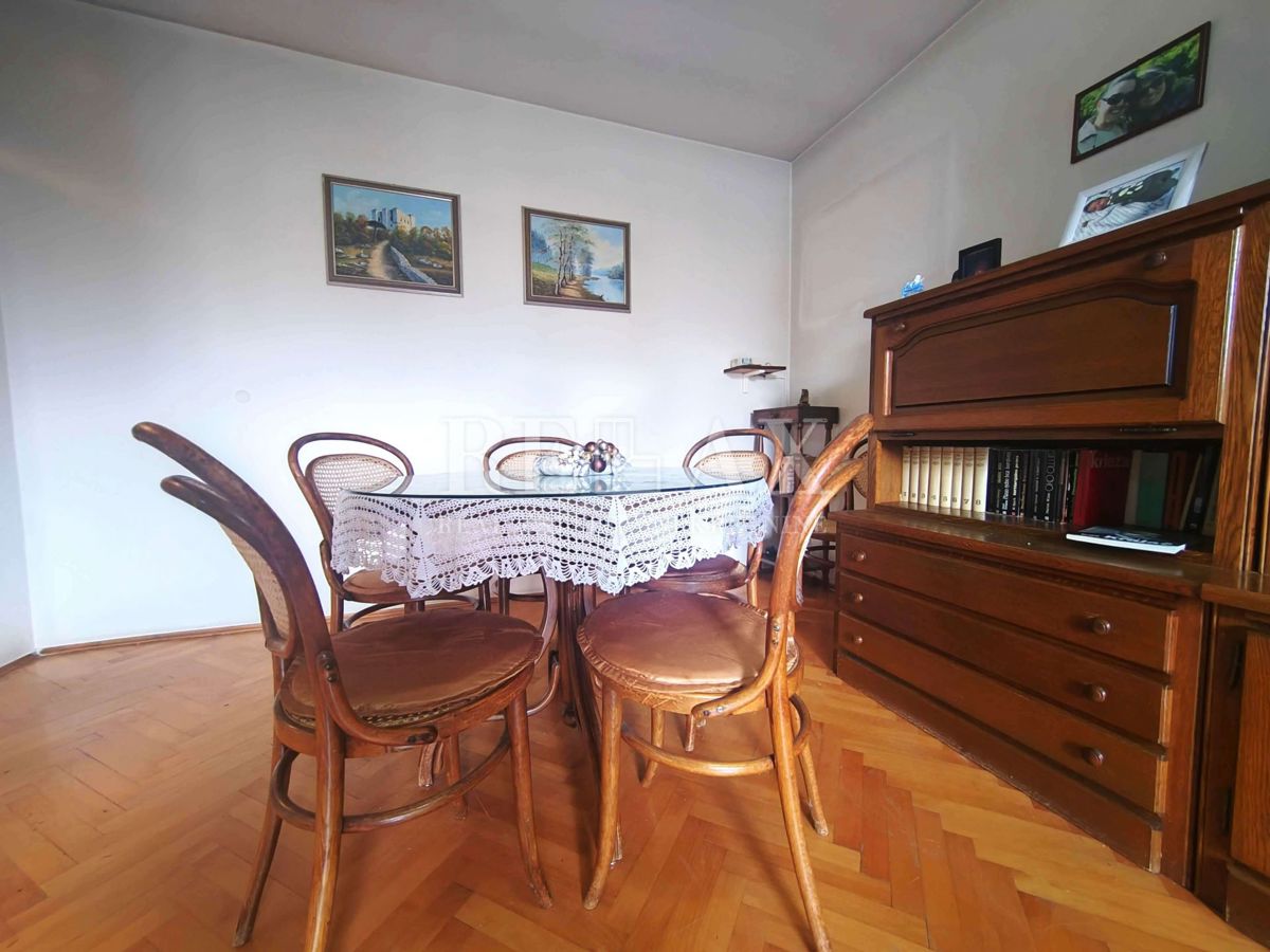 Senj – Dvosobno Stanovanje v Bližini Mesta in Morja