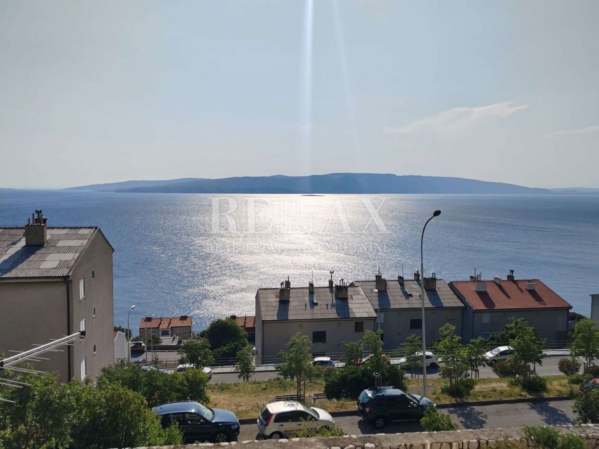 Senj – Enosobno Stanovanje z Razgledom na Morje
