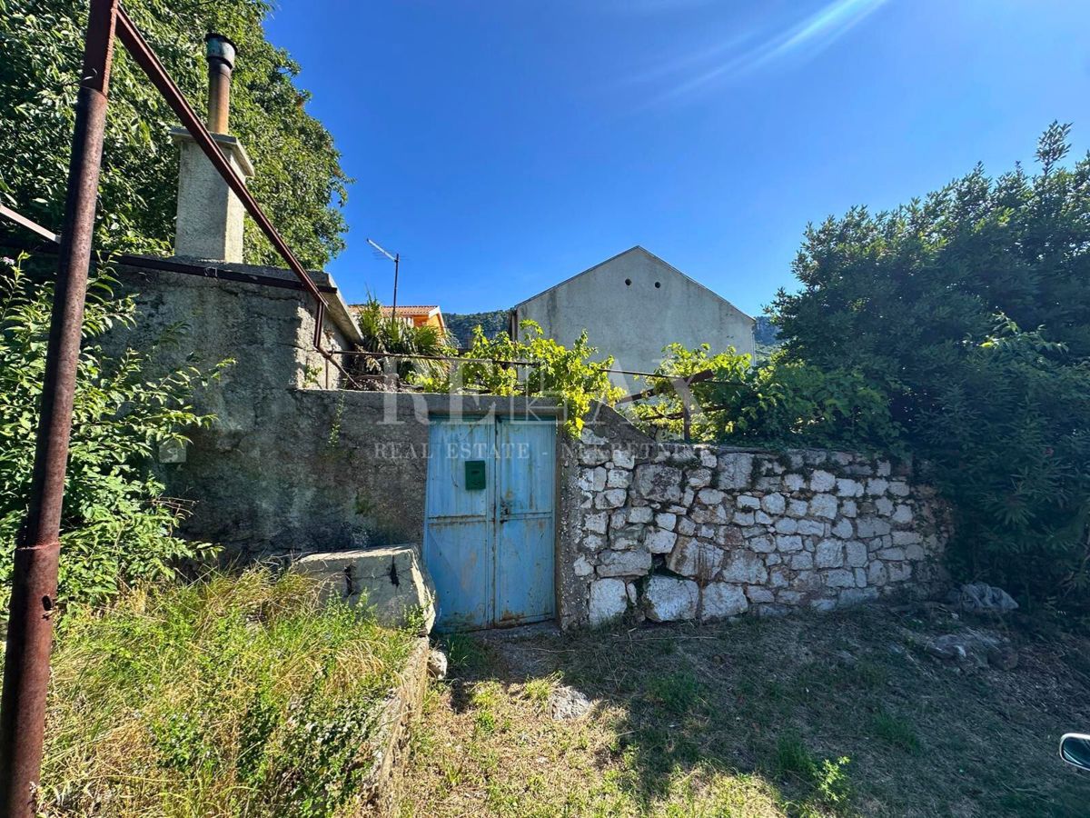 Bribir - hiša za prenovo
