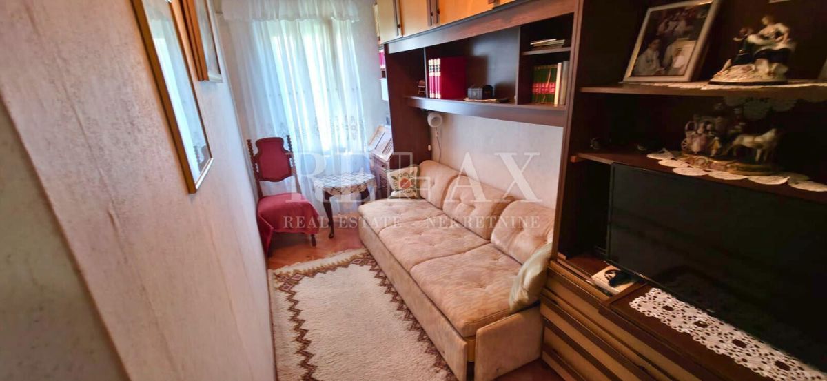Rijeka, Sušak - dvosobni apartma s pogledom na morje