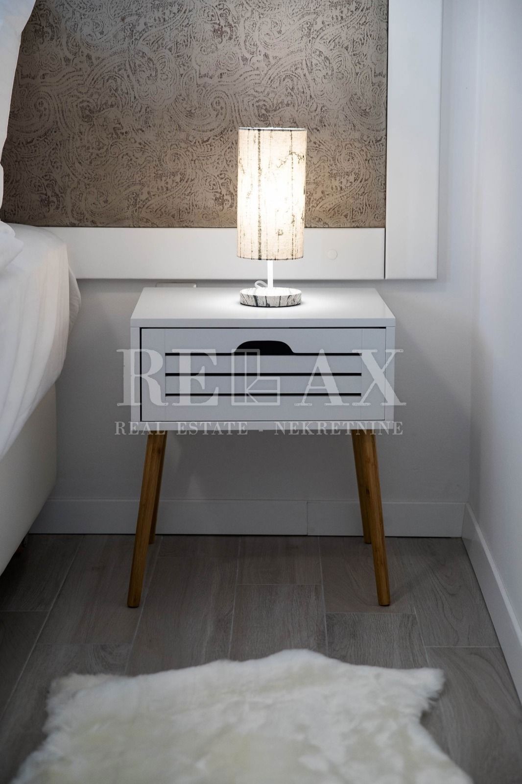 Tribalj - moderna vila z bazenom