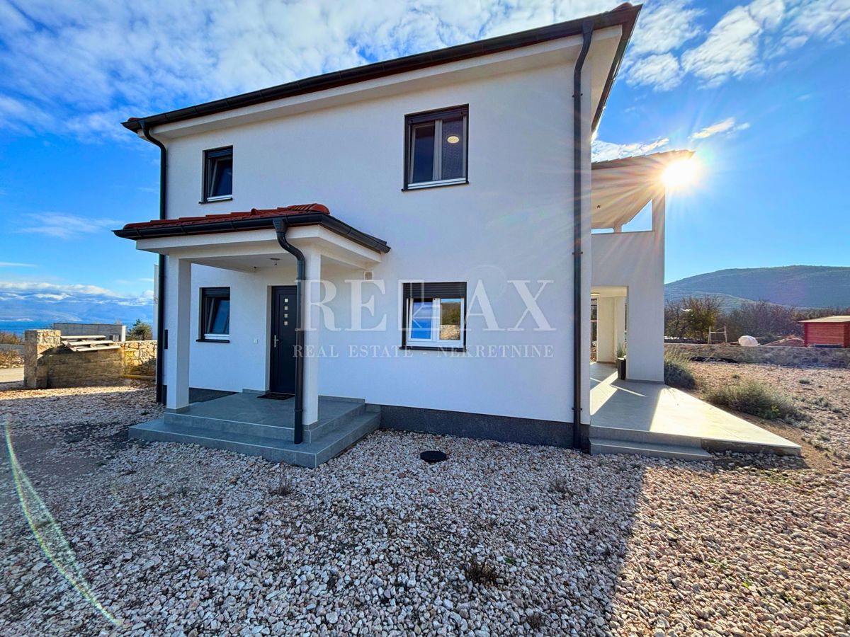 Otok Krk, Vrbnik - samostojna hiša z velikim vrtom