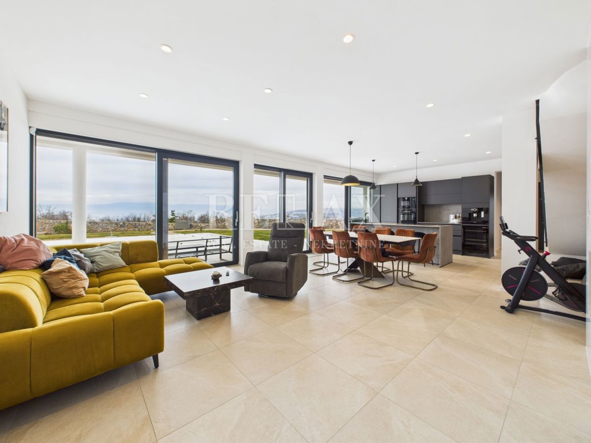 Šmrika - čudovita vila z bazenom in pogledom na morje