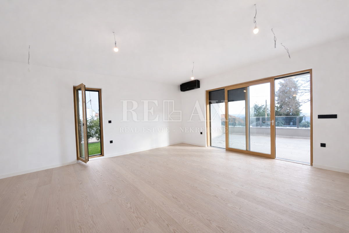 Rijeka, Kantrida - luksuzno stanovanje z vrtom