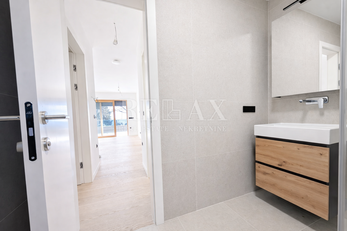 Rijeka, Kantrida - luksuzno stanovanje z vrtom