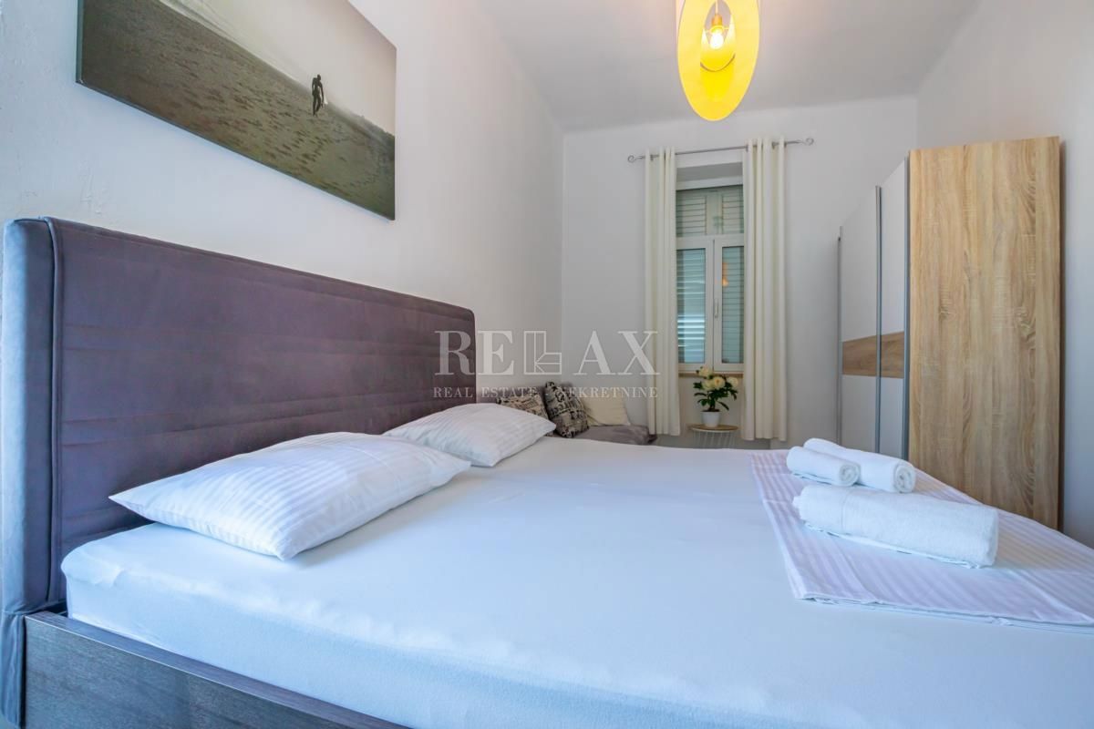CRIKVENICA - Edinstvena vila na atraktivni lokaciji 30m od plaže