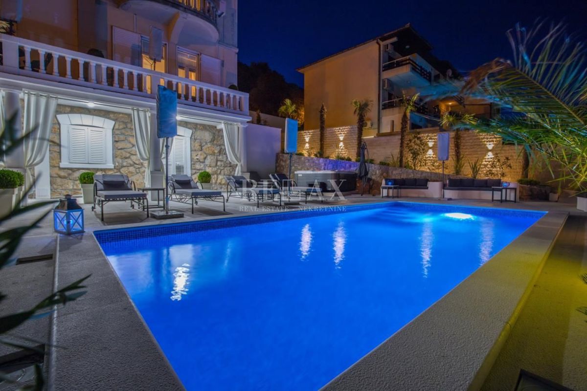 CRIKVENICA - Edinstvena vila na atraktivni lokaciji 30m od plaže