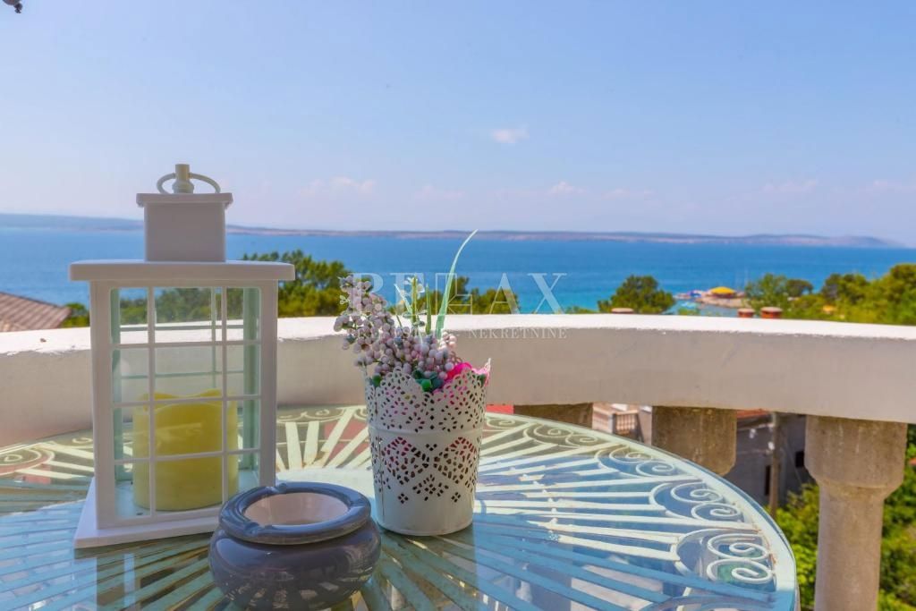 CRIKVENICA - Edinstvena vila na atraktivni lokaciji 30m od plaže