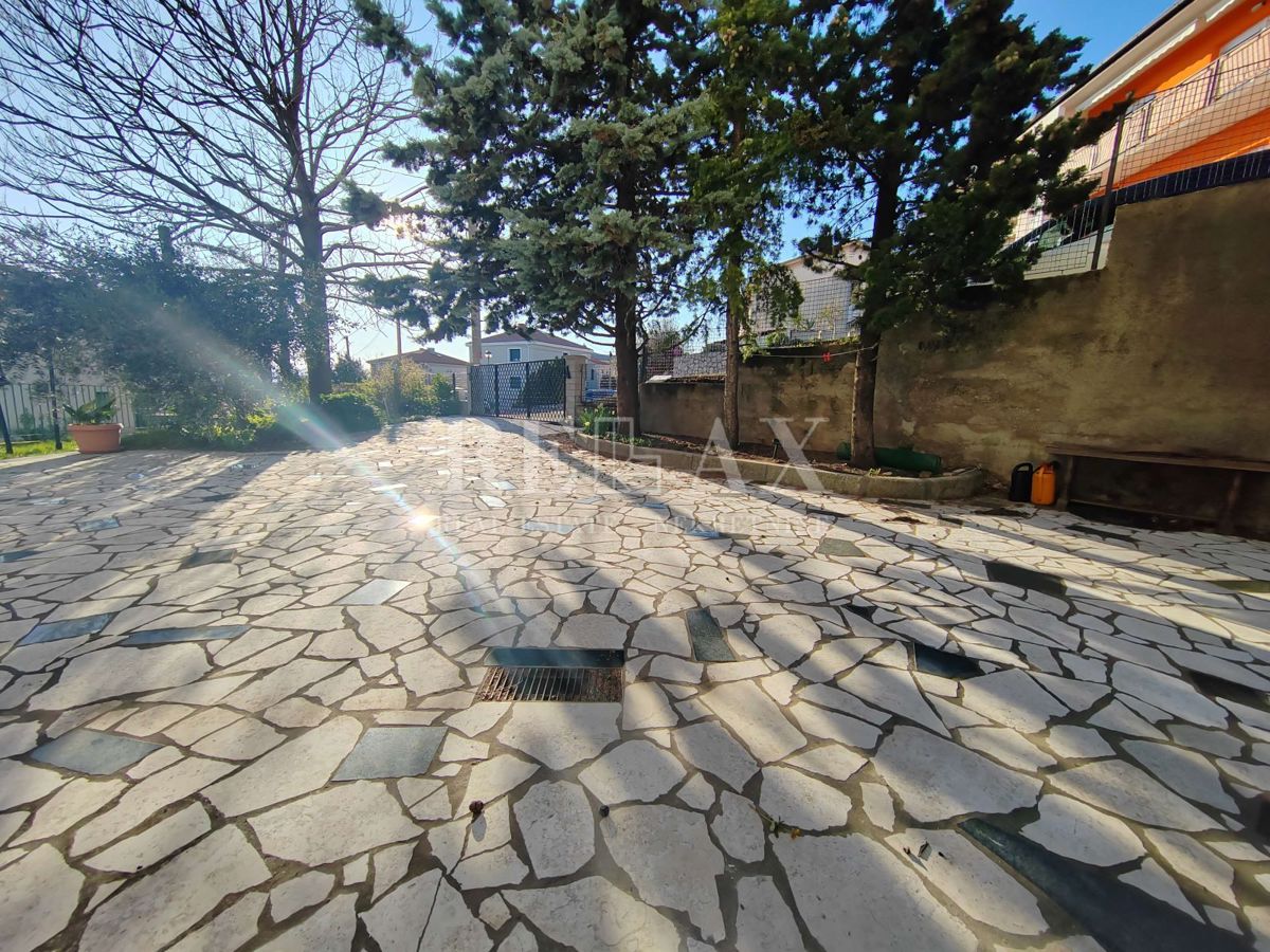 Rijeka, Trsat – Enosobno Stanovanje s Teraso 