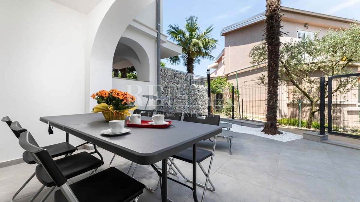 Otok Krk, Malinska - apartma 35 m od morja