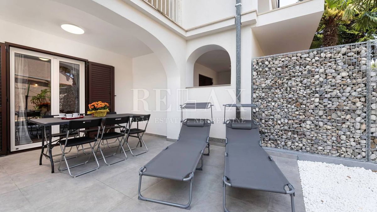 Otok Krk, Malinska - apartma 35 m od morja