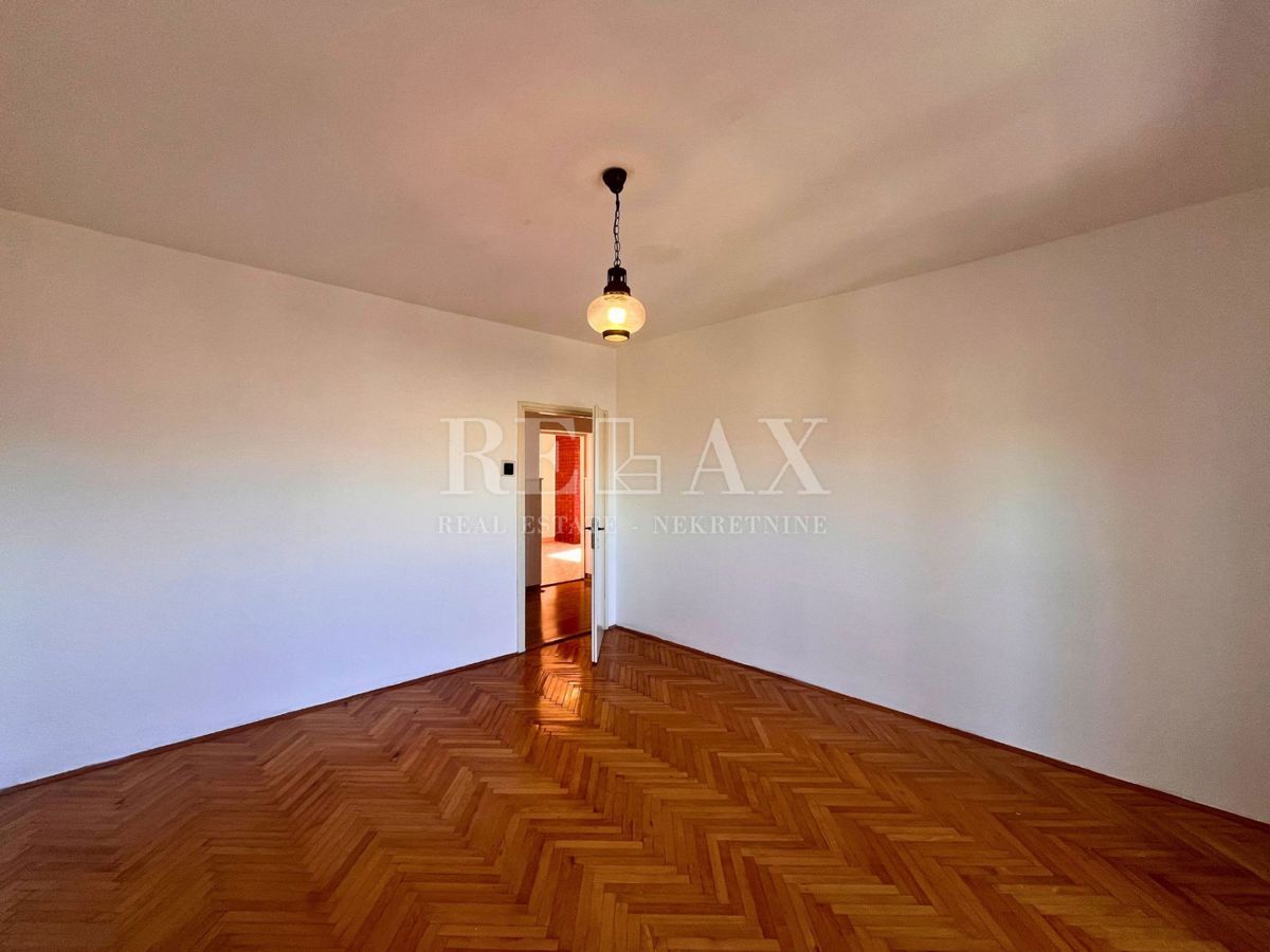 Senj - prostorno stanovanje v širšem centru