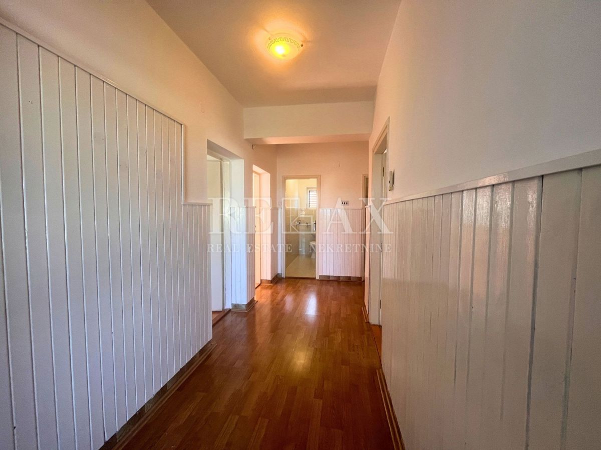 Senj - prostorno stanovanje v širšem centru