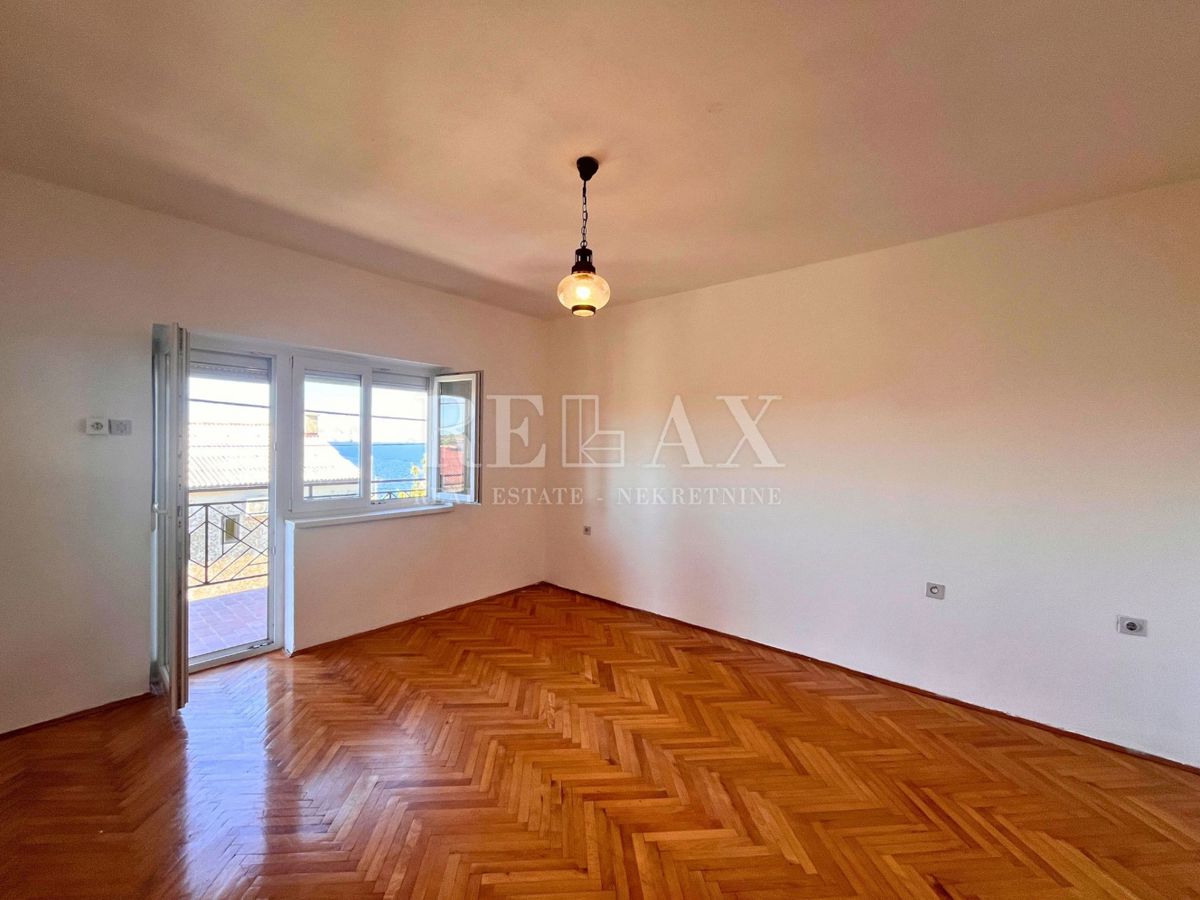 Senj - prostorno stanovanje v širšem centru