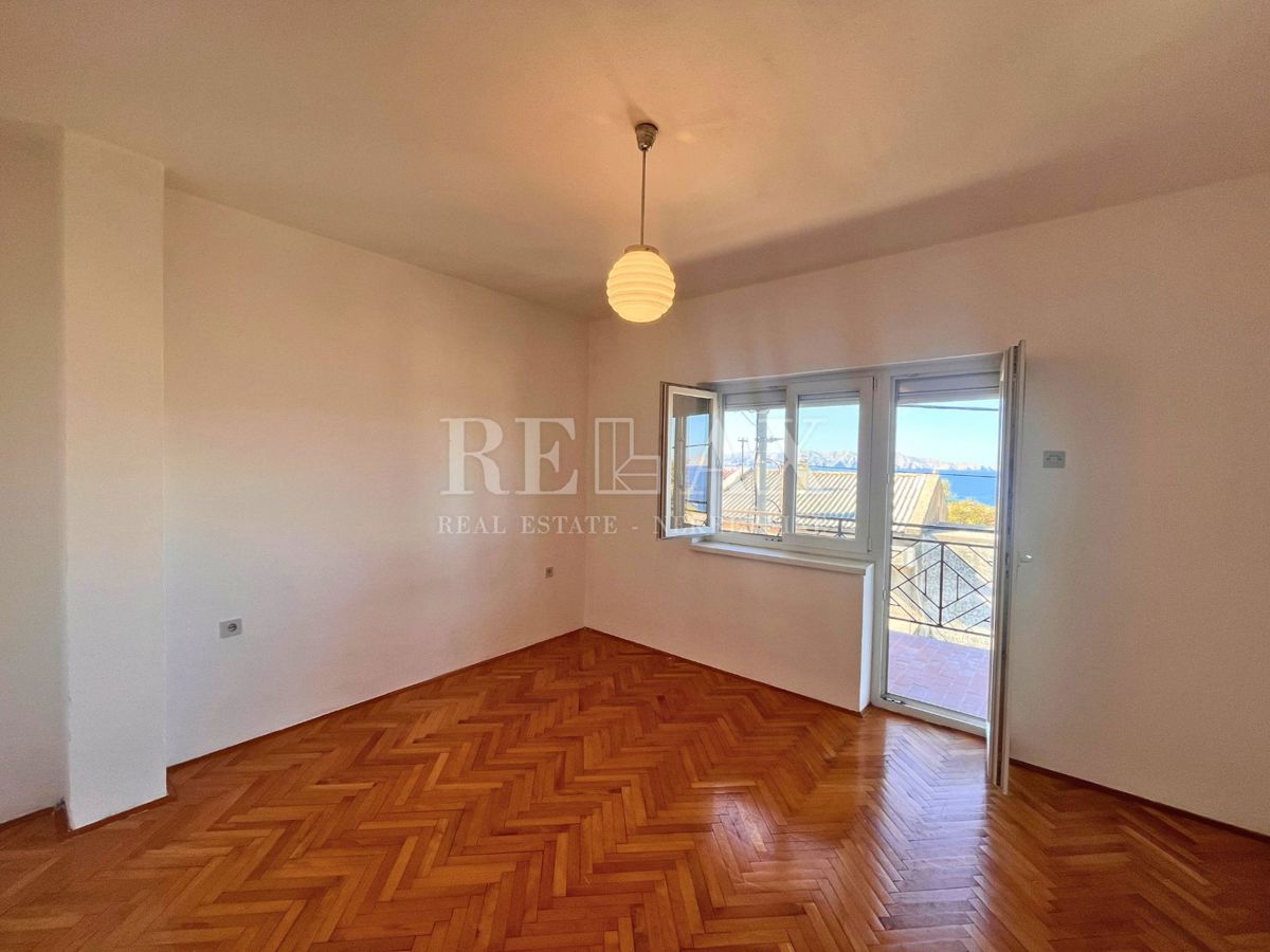 Senj - prostorno stanovanje v širšem centru