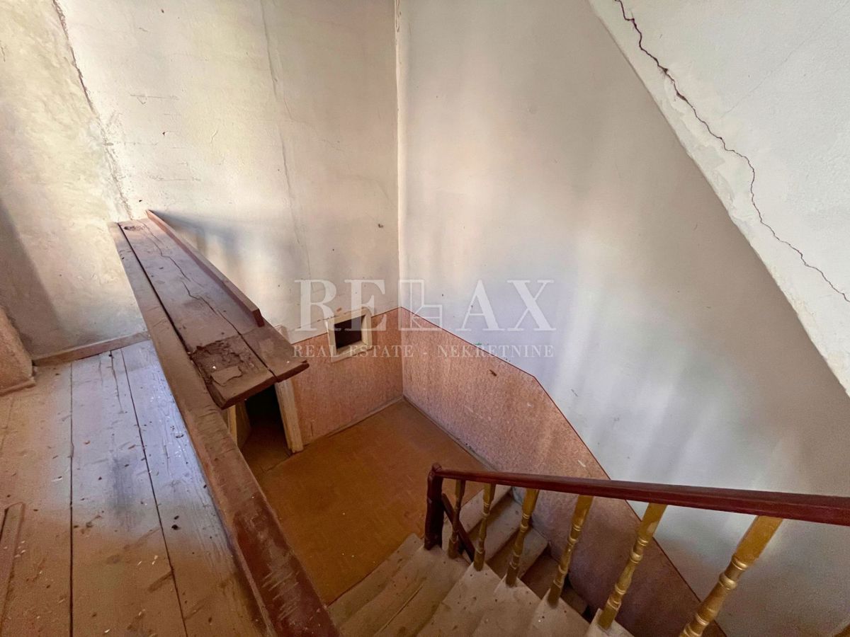 Senj - stanovanje v centru za prenovo