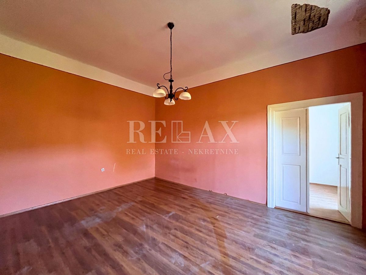 Senj - stanovanje v centru za prenovo