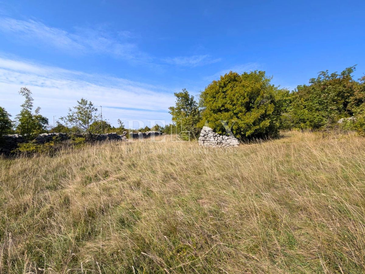 Smokvica Krmpotska - zazidljivo zemljišče, 3938 m2