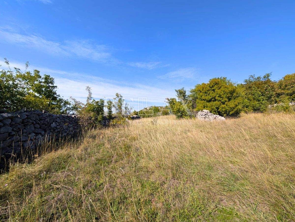 Smokvica Krmpotska - zazidljivo zemljišče, 3938 m2