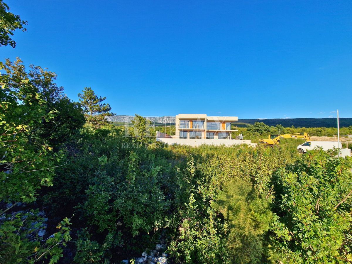 Jadranovo - gradbeno zemljišče, 640 m2