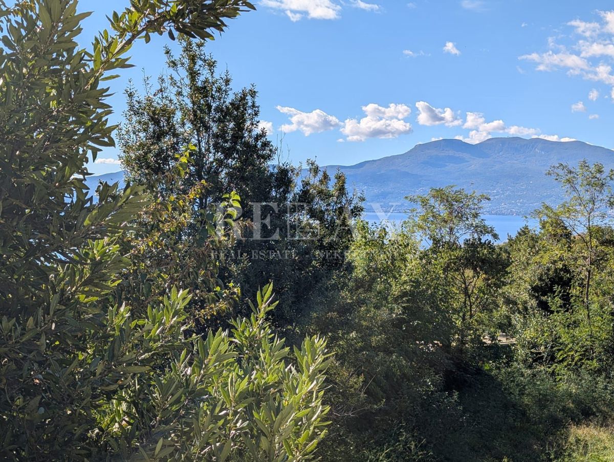 Reka, Turnić – udobno stanovanje 65 m², dva balkona