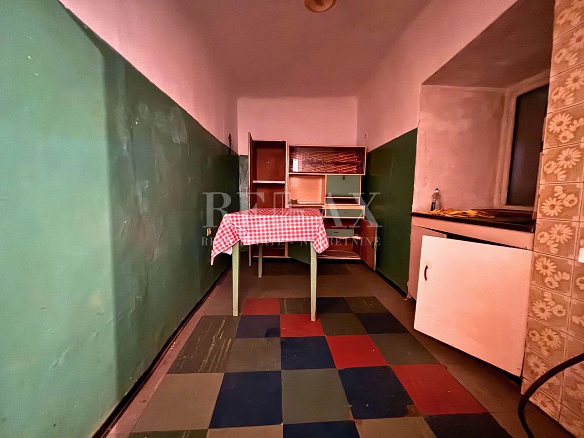 Rijeka, Škurinje - starina za obnovo