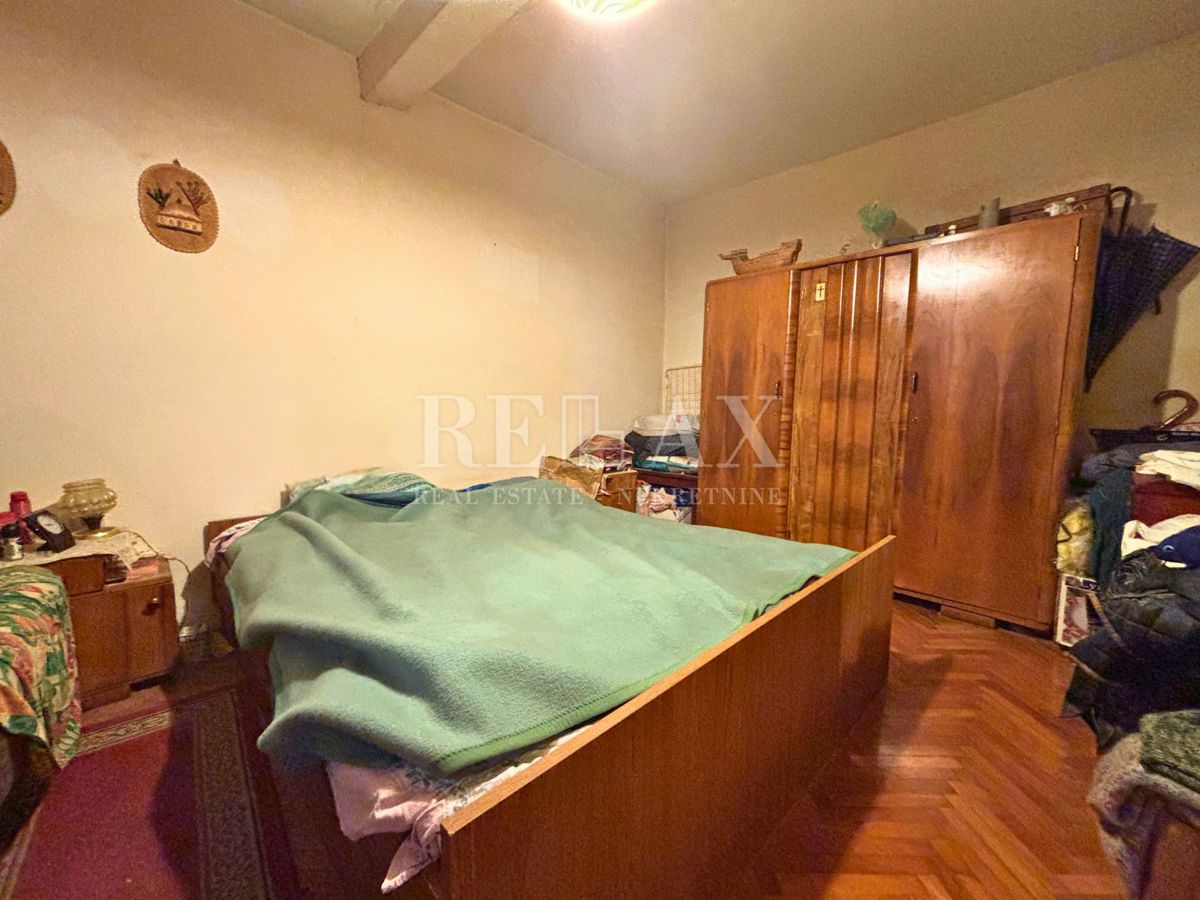 Rijeka, Škurinje - starina za obnovo