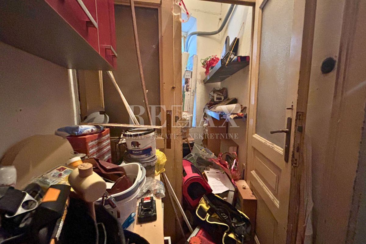 Reka - stanovanje v centru mesta, pogled na morje