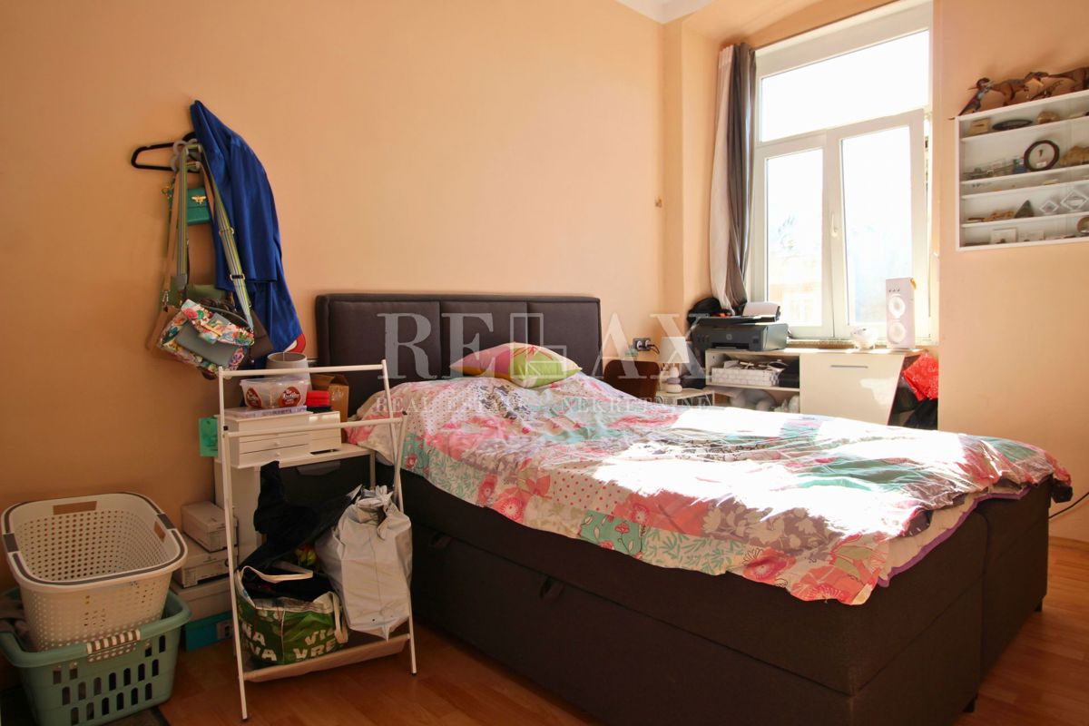 Reka - stanovanje v centru mesta, pogled na morje