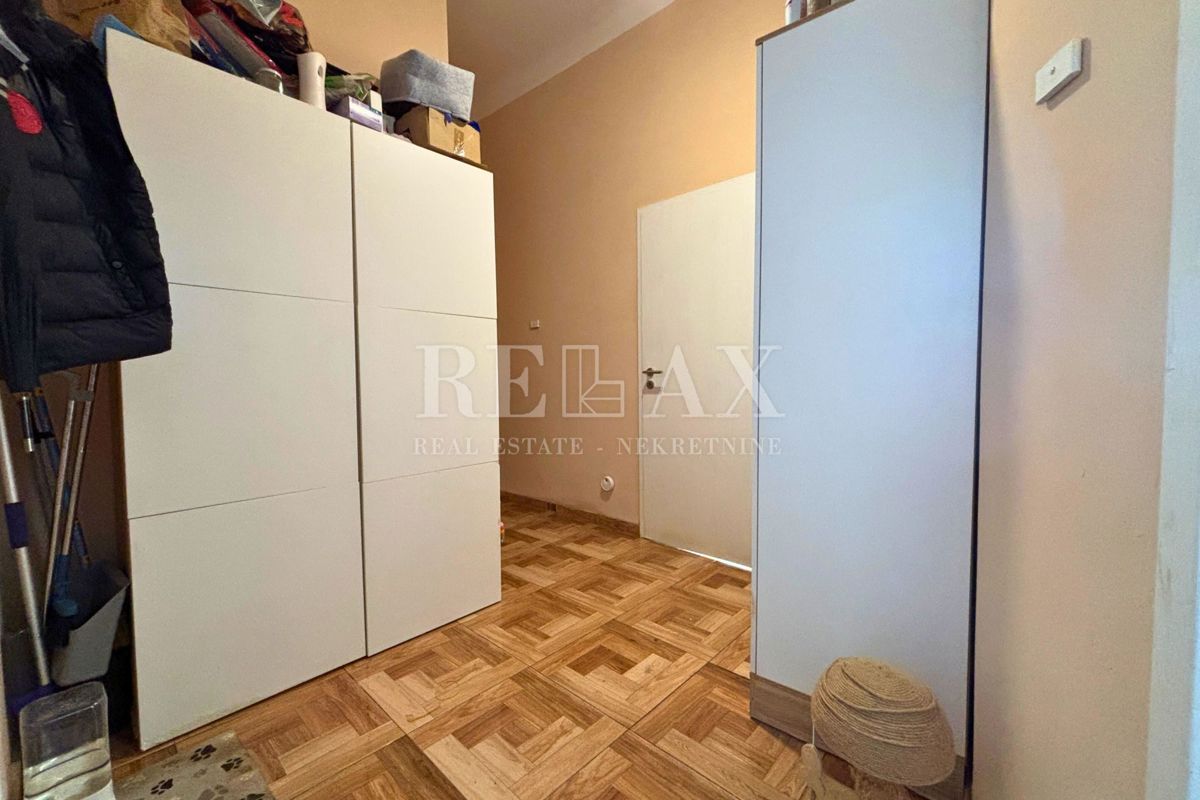 Reka - stanovanje v centru mesta, pogled na morje