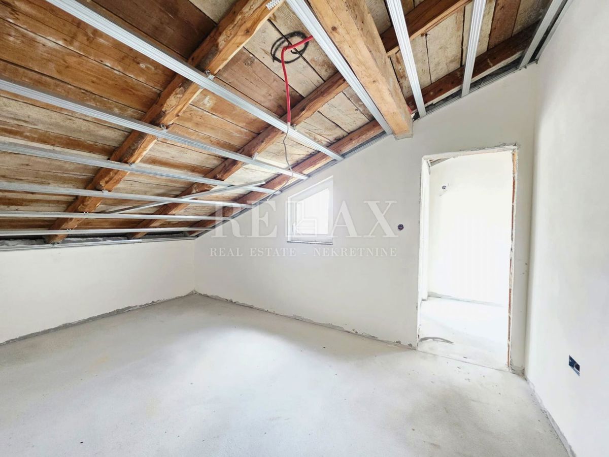 Crikvenica - enosobno stanovanje s teraso, 57,63 m2