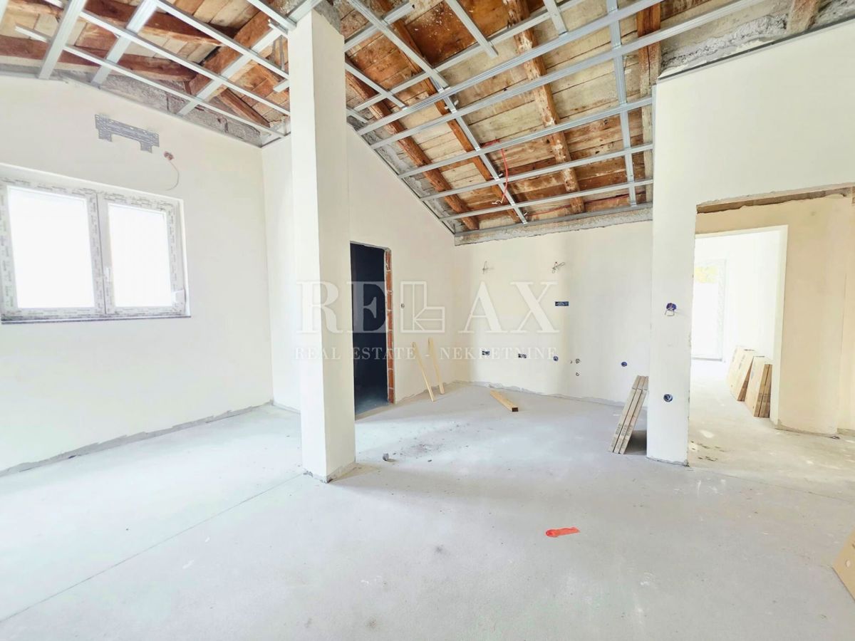 Crikvenica - enosobno stanovanje s teraso, 57,63 m2