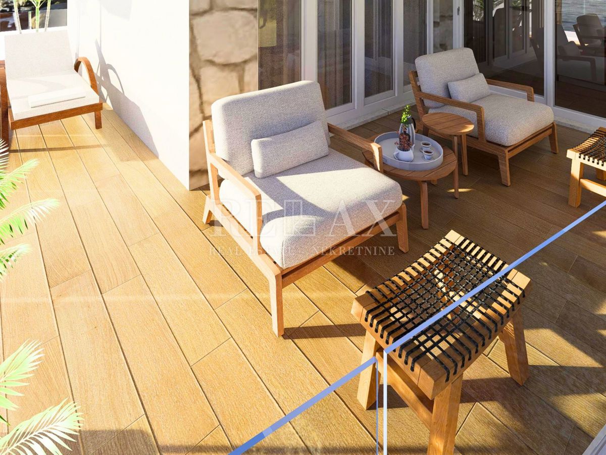 Crikvenica - luksuzno stanovanje z garažo