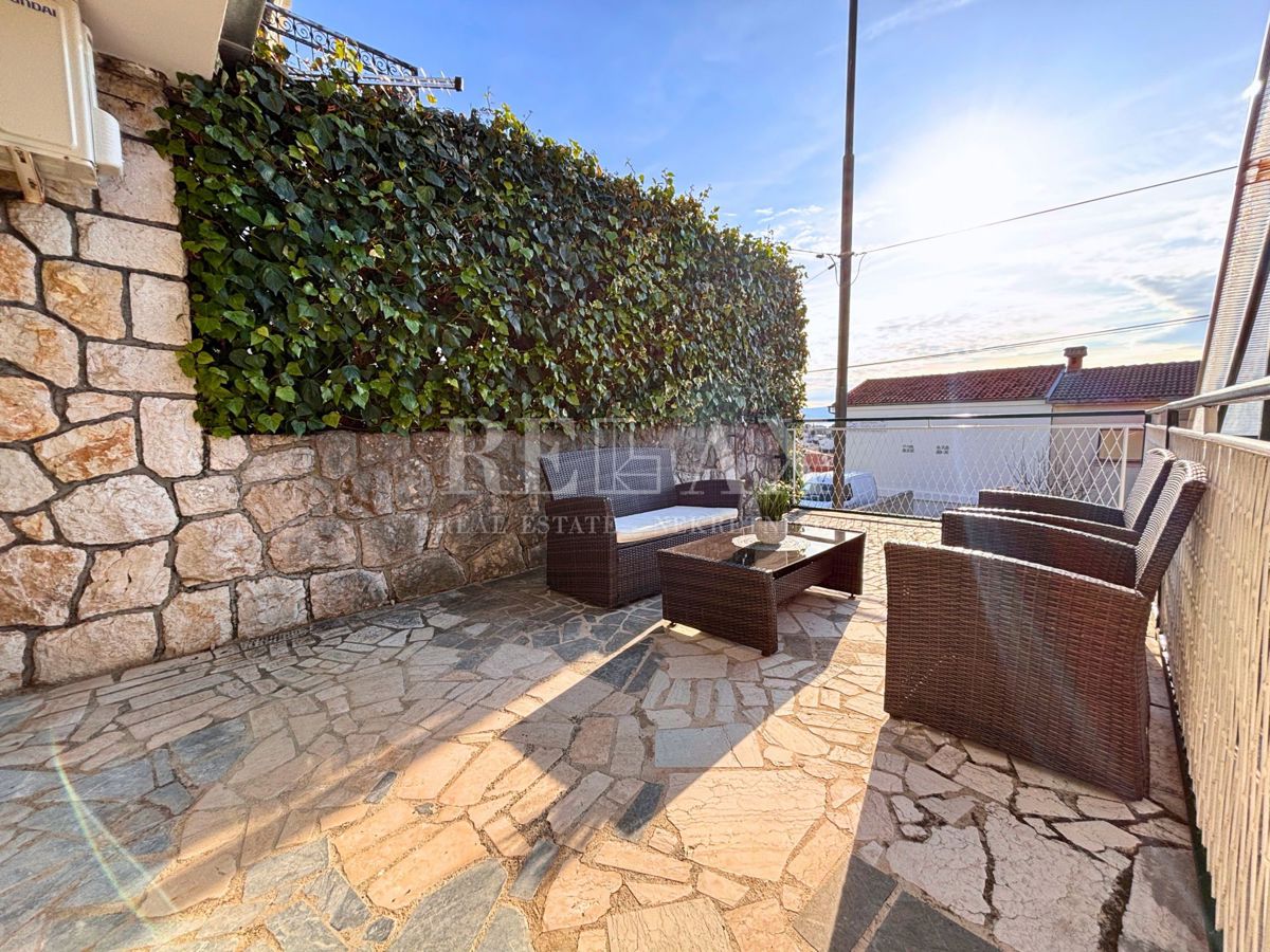 Selce - vrstna hiša s teraso