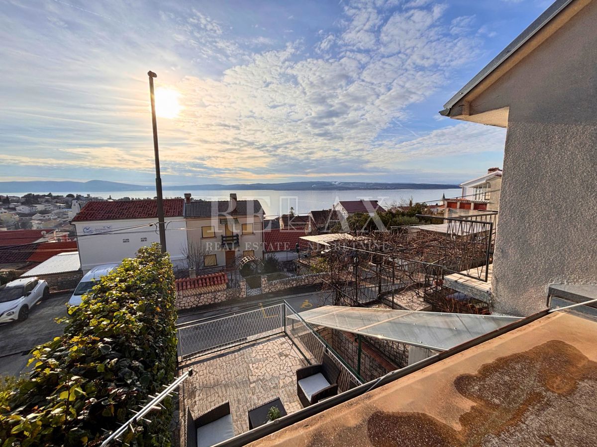 Selce - vrstna hiša s teraso