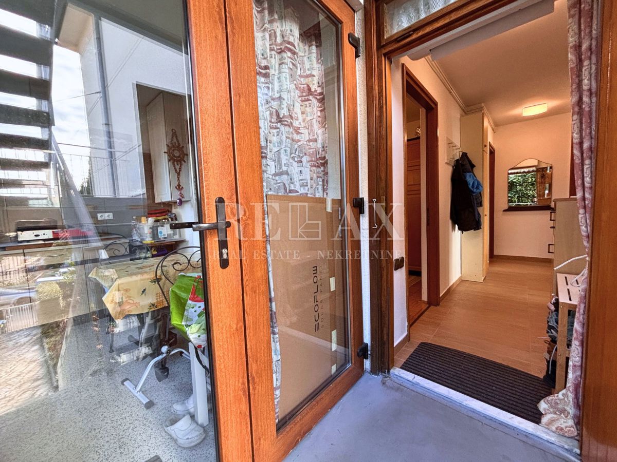 Crikvenica - stanovanje na mirni lokaciji, pogled