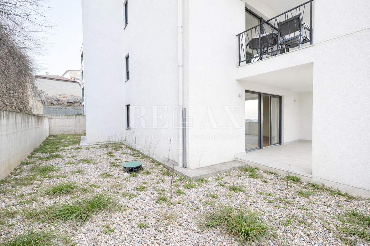 Crikvenica - stanovanje z vrtom, novogradnja