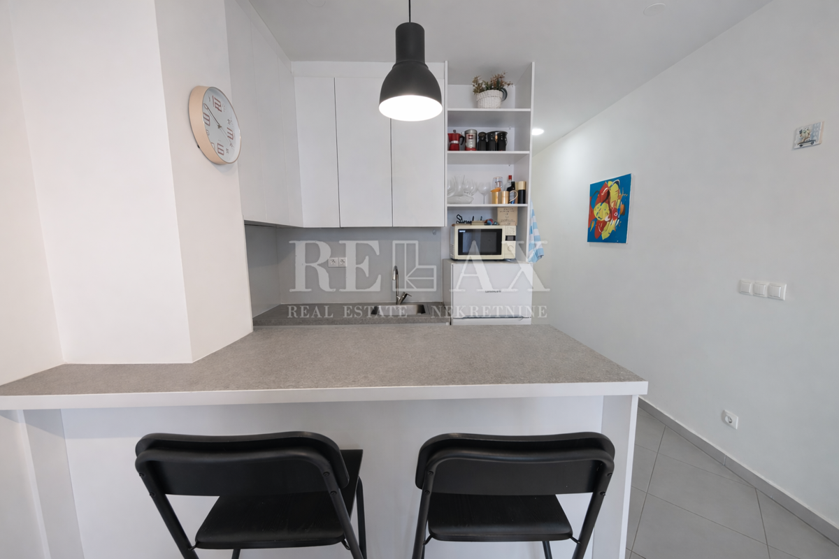 Senj - apartma z balkonom in parkirnim mestom, bližini morja