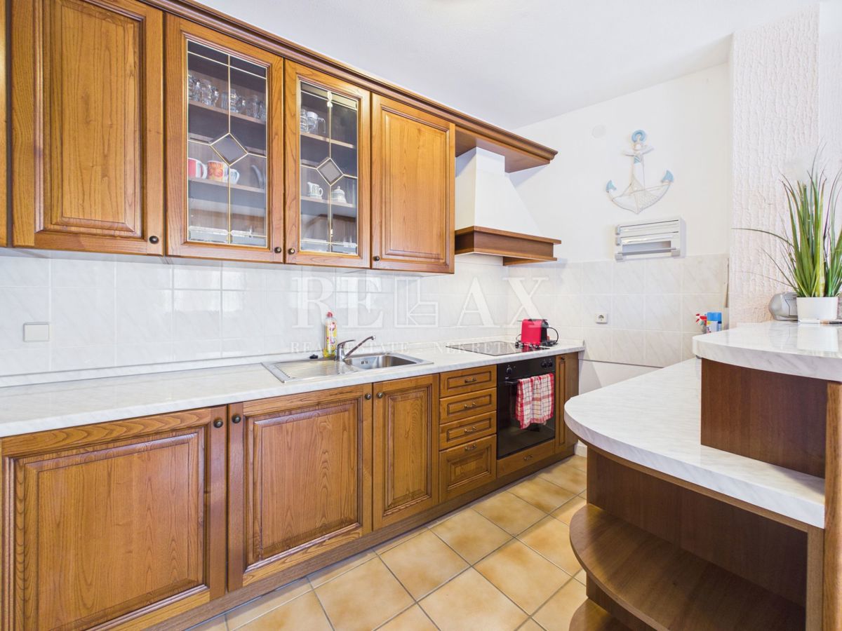 Crikvenica - enosobno stanovanje s pogledom na morje